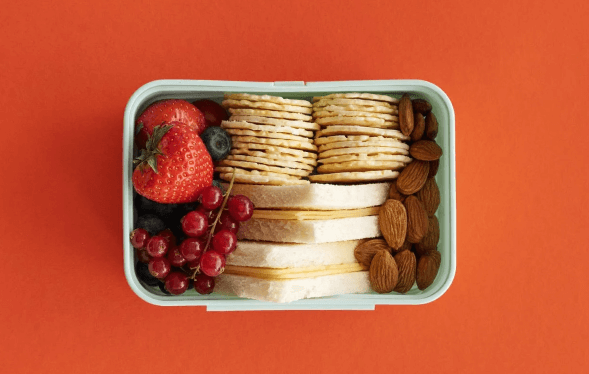 Our store offers you always fresh vegetables all year round, ensuring you eat only the best of what's in season